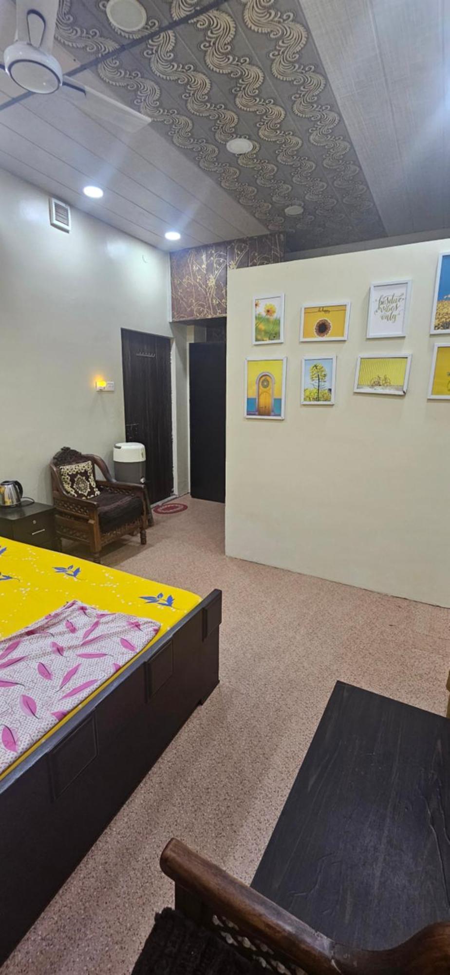 Kashi Shree Lejlighed Varanasi Eksteriør billede